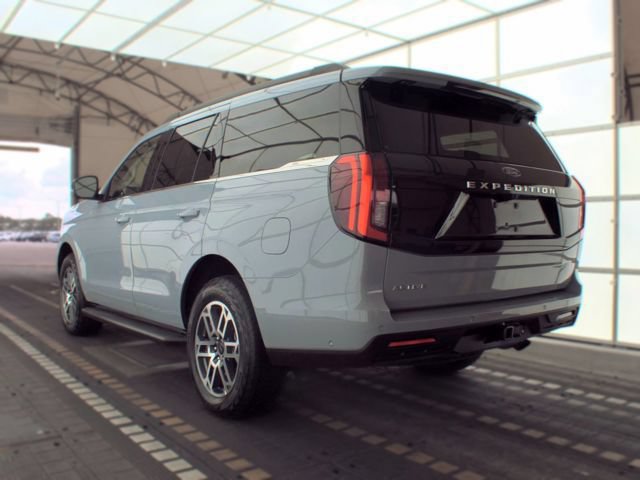 Used 2025 Ford Expedition Active AWD/4WD video 2