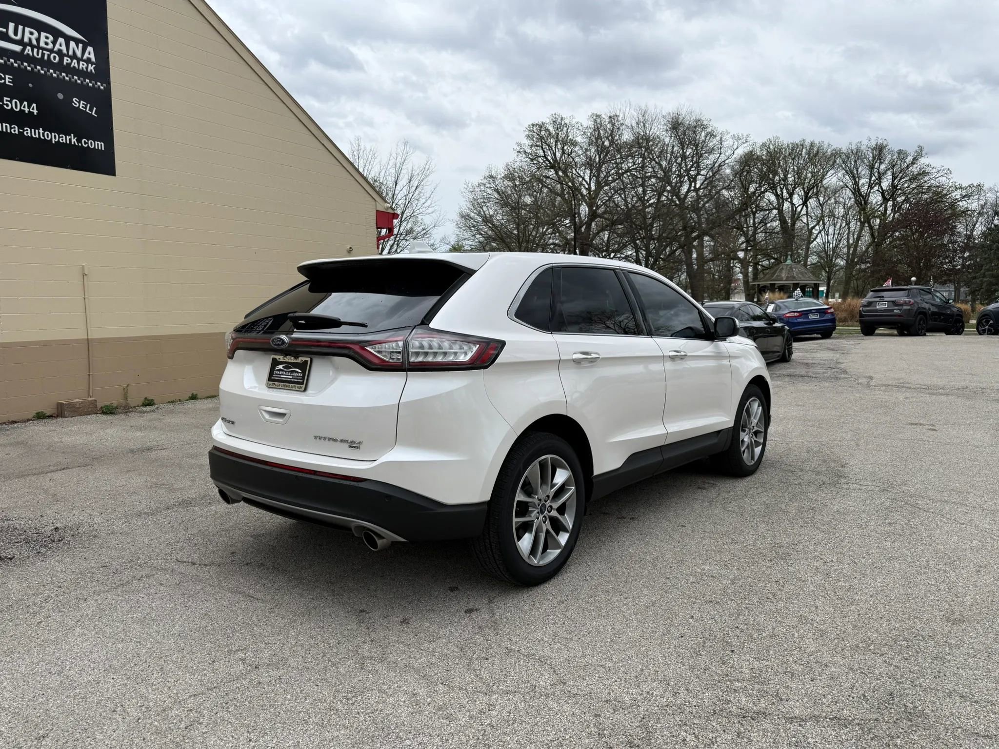 Used 2017 Ford Edge Titanium w/ Equipment Group 301A AWD/4WD image 7