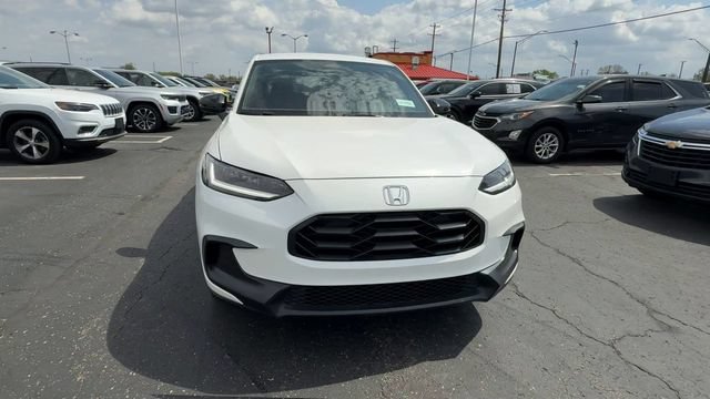 Used 2025 Honda HR-V Sport image 3