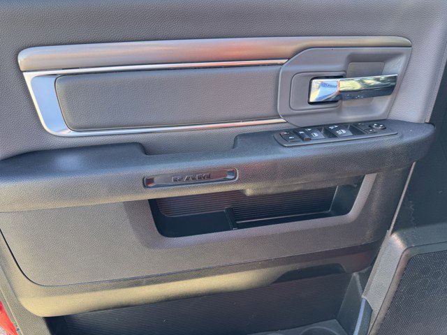 Used 2022 RAM 1500 Classic SLT image 14