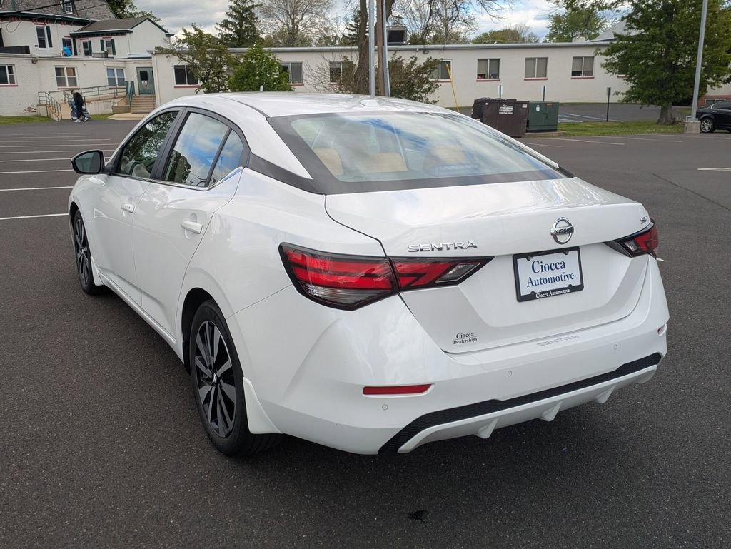 Used 2023 Nissan Sentra SV w/ SV Premium Package FWD image 7