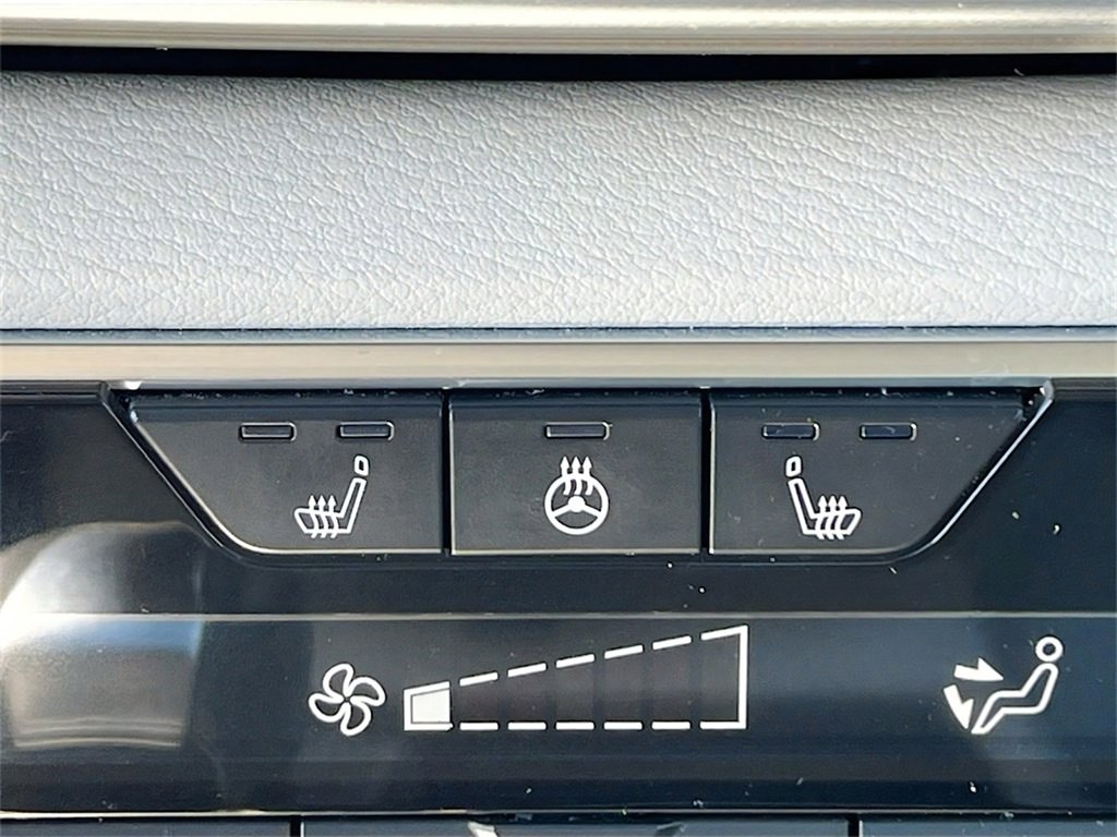 Used 2019 Nissan Altima 2.5 Platinum image 25