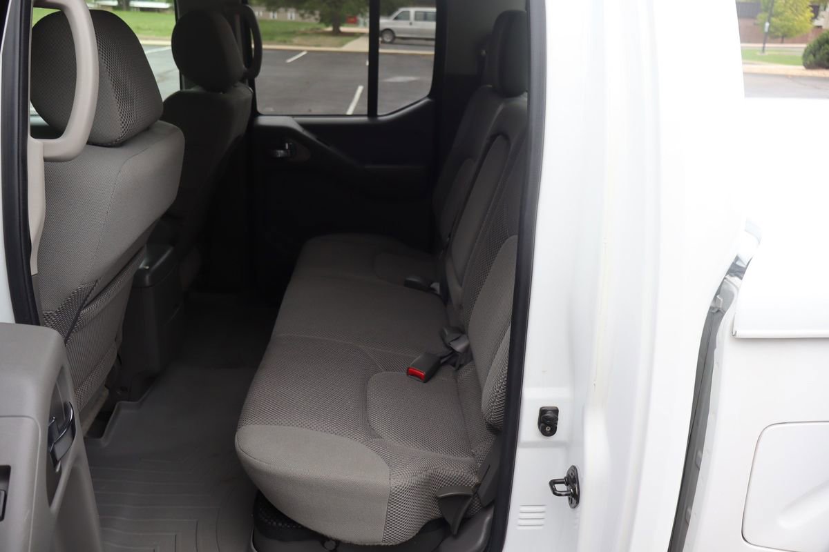 Used 2006 Nissan Frontier SE w/ (P01) Power Pkg AWD/4WD image 20