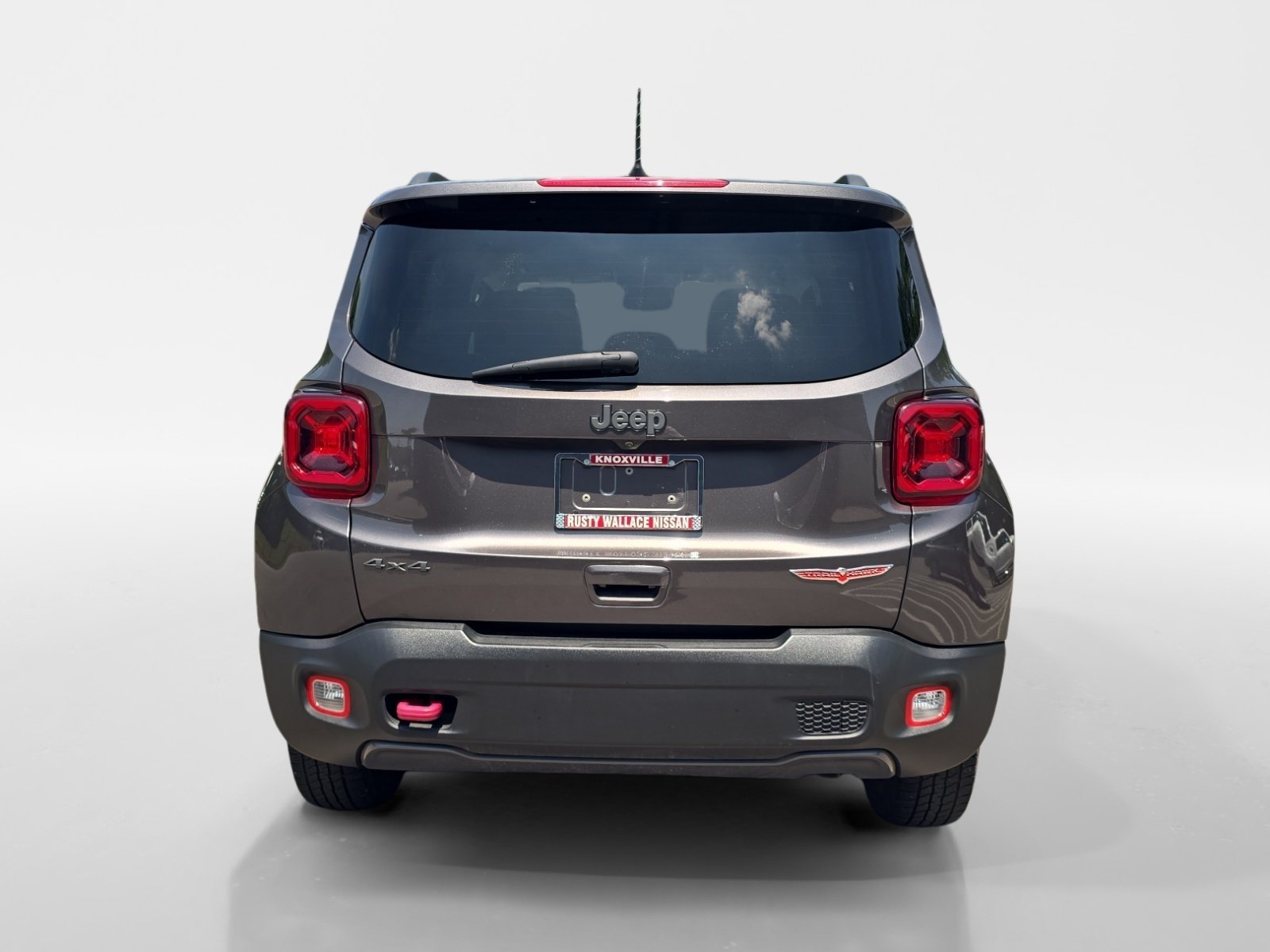 Used 2021 Jeep Renegade Trailhawk w/ Luxury Group III AWD/4WD image 4