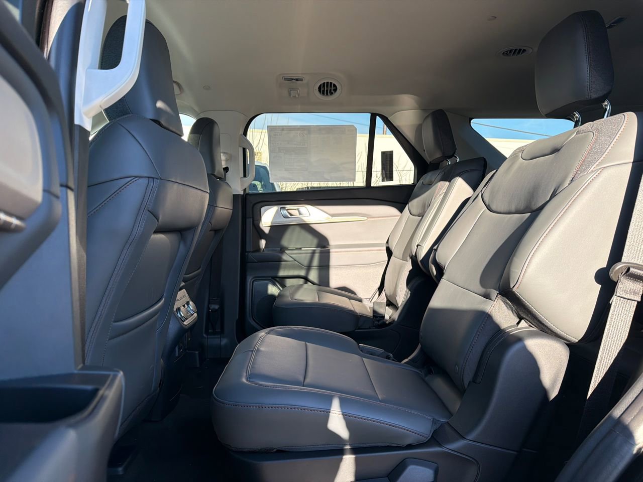 New 2026 Ford Explorer Active w/ Active Comfort Package image 16