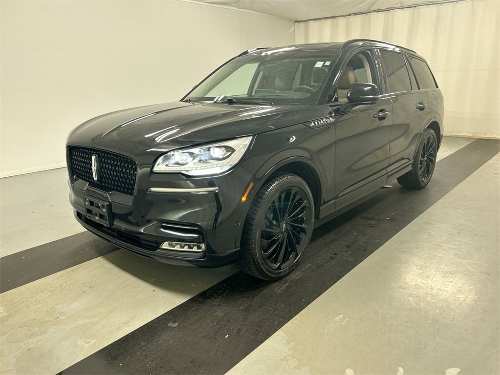 Used 2023 Lincoln Aviator Reserve w/ Equipment Group 201A image 5