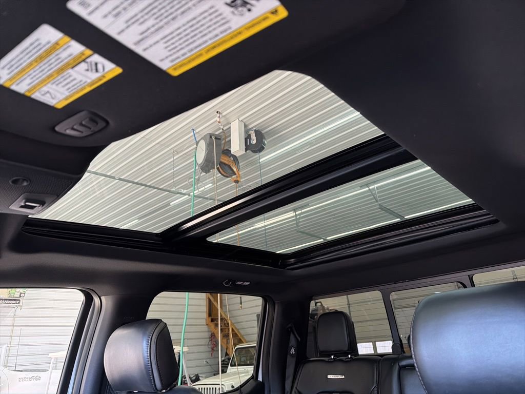 Used 2018 Ford F150 Platinum w/ Equipment Group 701A Luxury image 39