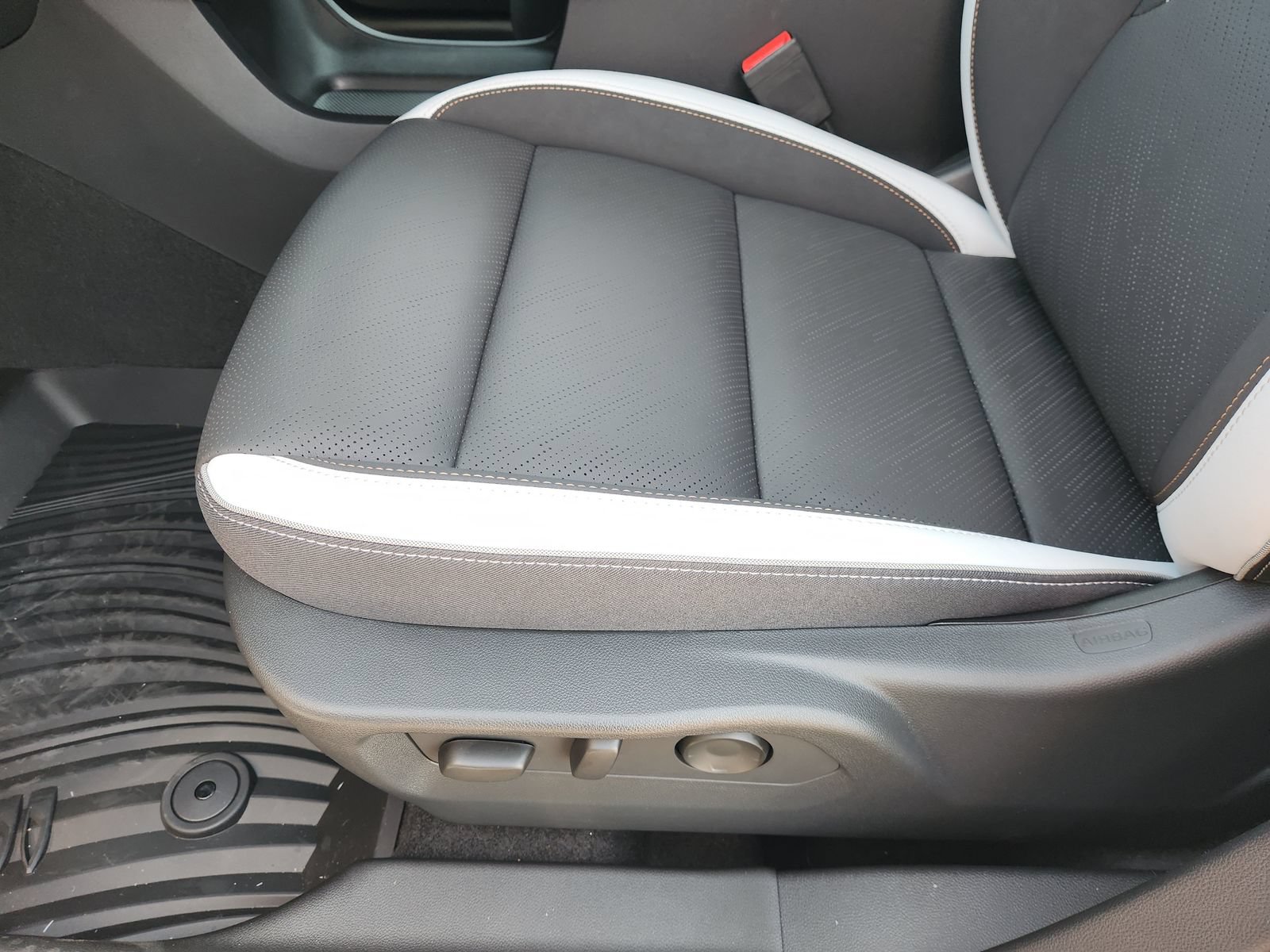 New 2026 Buick Envision Sport Touring AWD/4WD image 30
