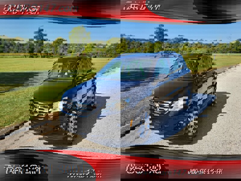 Used 2011 Volkswagen Tiguan SE image 1