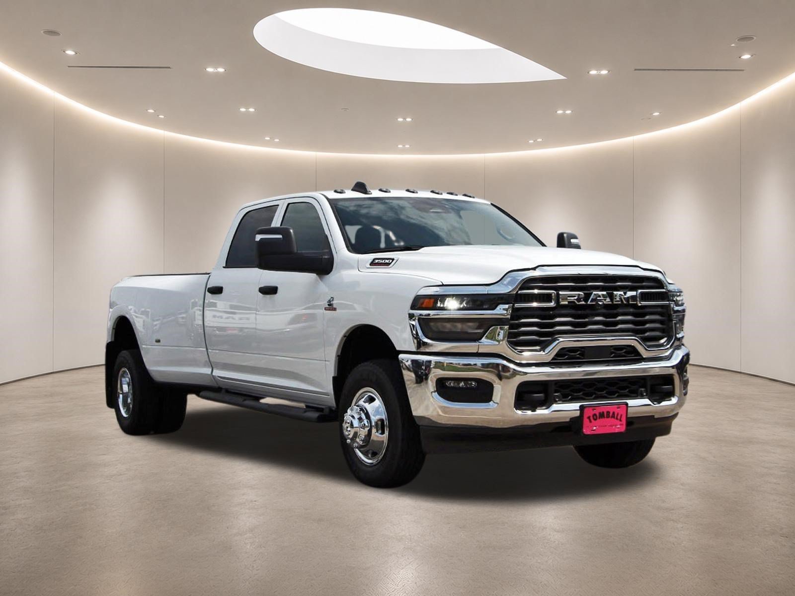 Used 2026 RAM 3500 Tradesman AWD/4WD image 1