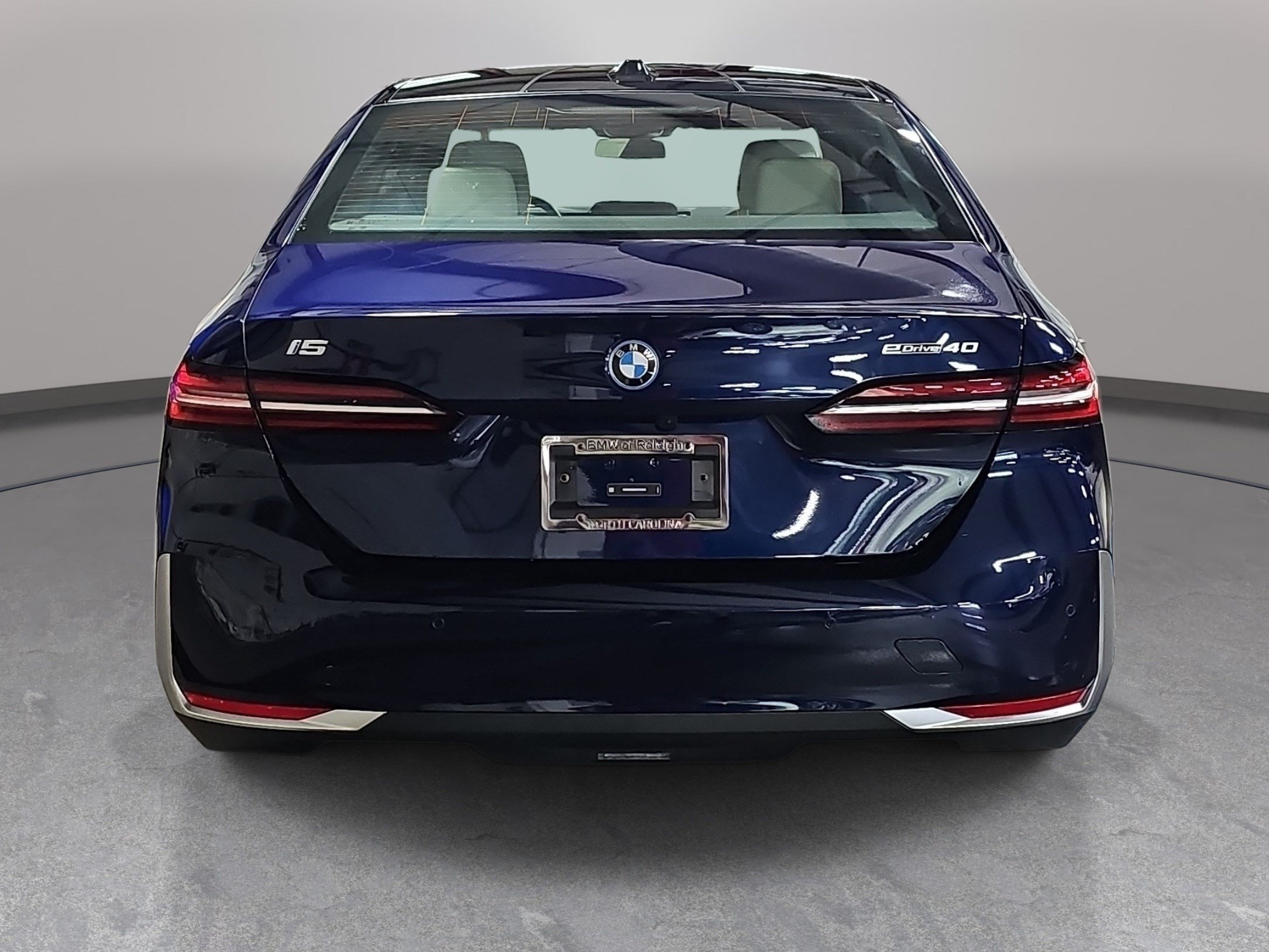 Certified 2026 BMW i5 eDrive40 RWD image 7