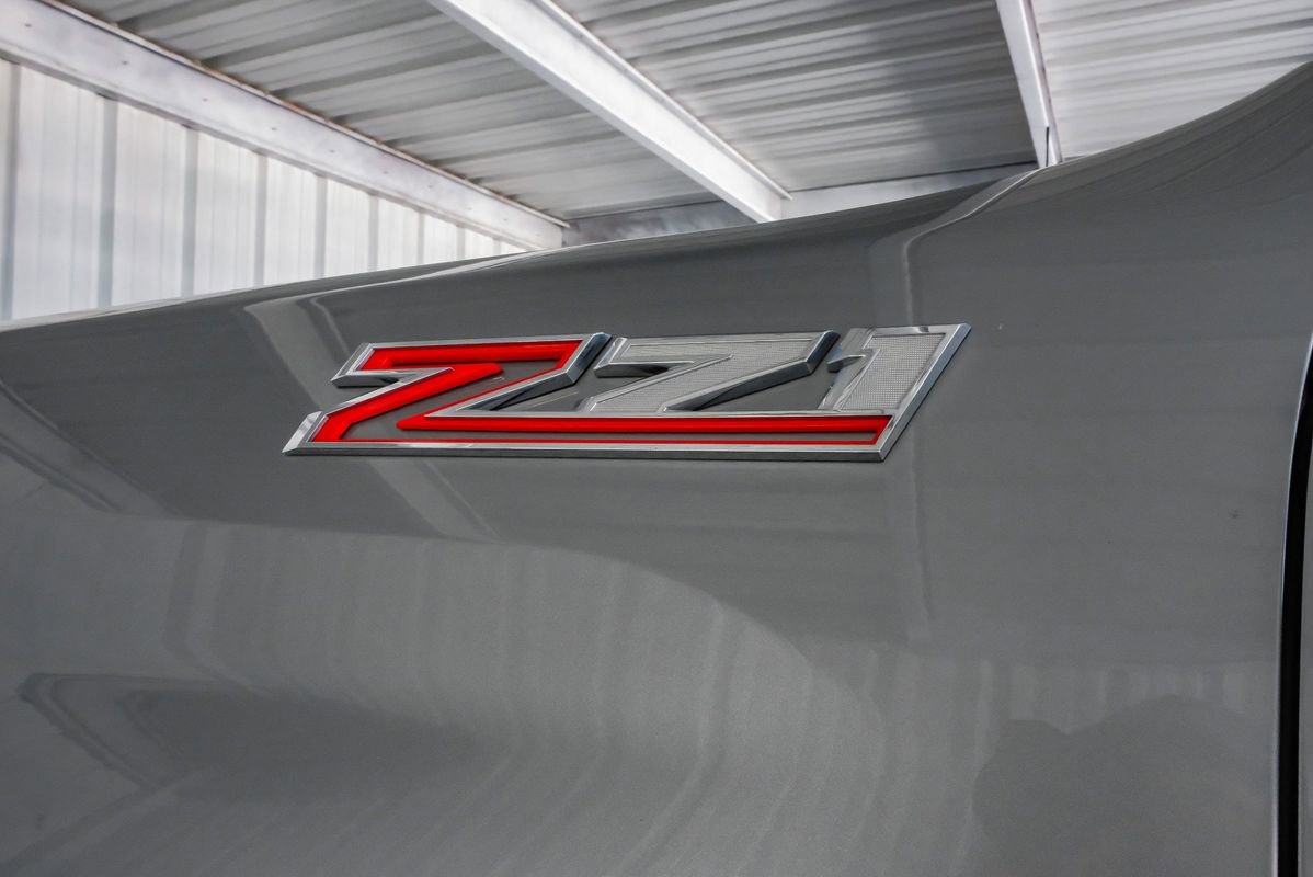 Used 2024 Chevrolet Silverado 2500 LTZ w/ LTZ Convenience Package image 57