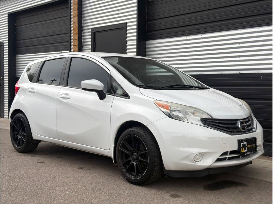 Used 2015 Nissan Versa Note SV FWD image 11