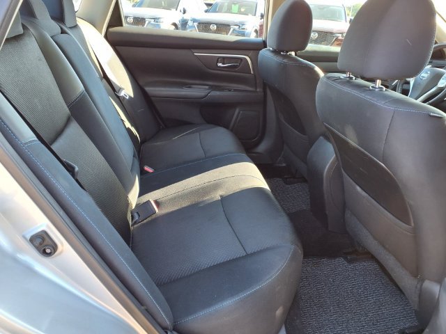 Used 2017 Nissan Altima 2.5 SR FWD image 19