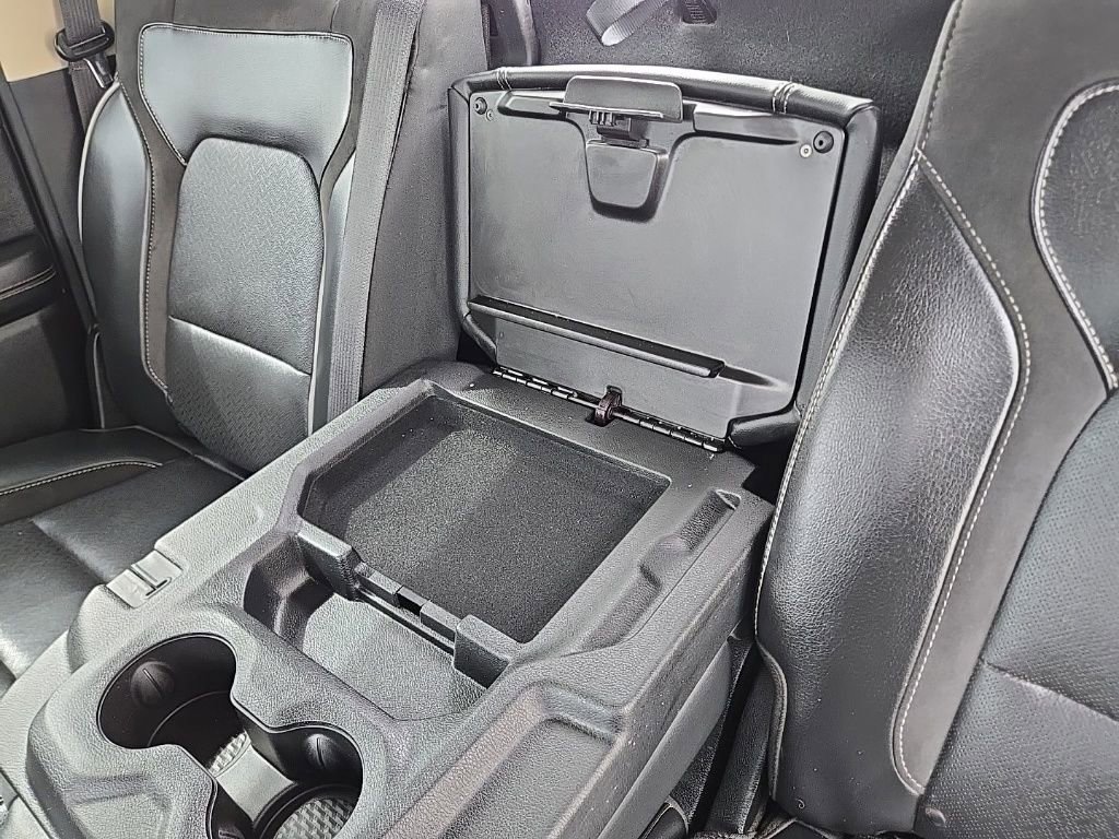 Used 2019 RAM 1500 Laramie AWD/4WD image 45