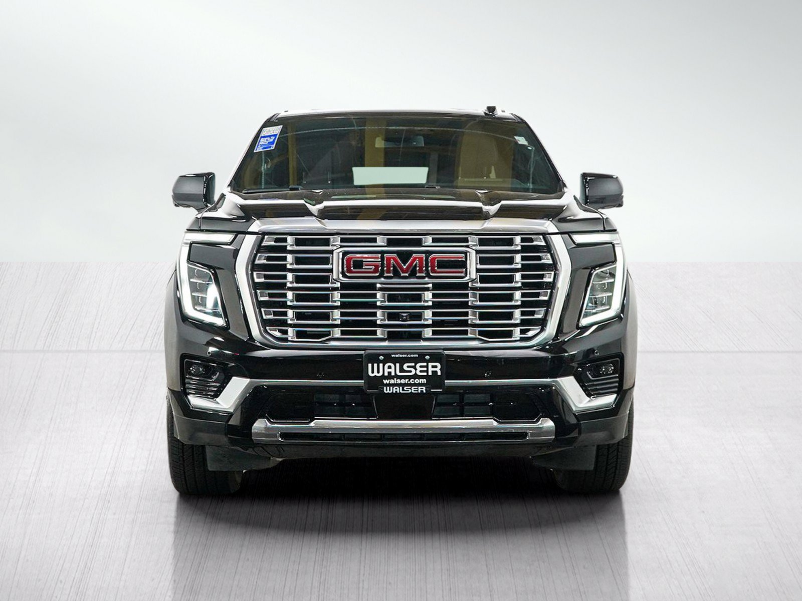 Used 2025 GMC Yukon XL Denali w/ Sun & Power Step Package AWD/4WD image 8