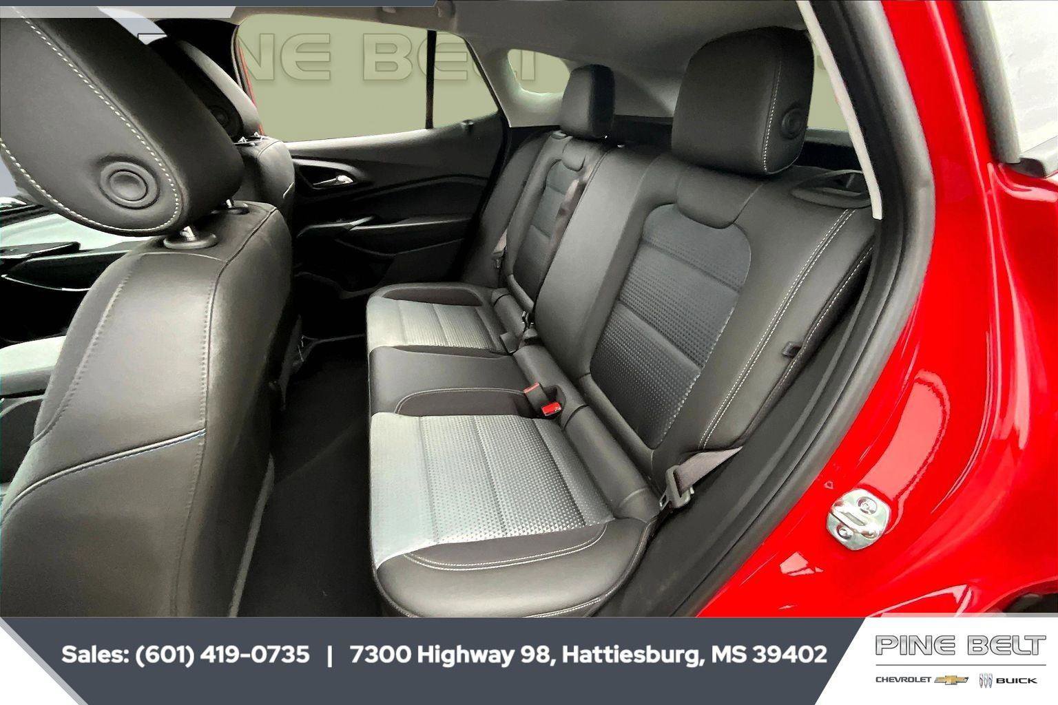 New 2026 Chevrolet Trax LT w/ LT Convenience Package FWD image 19