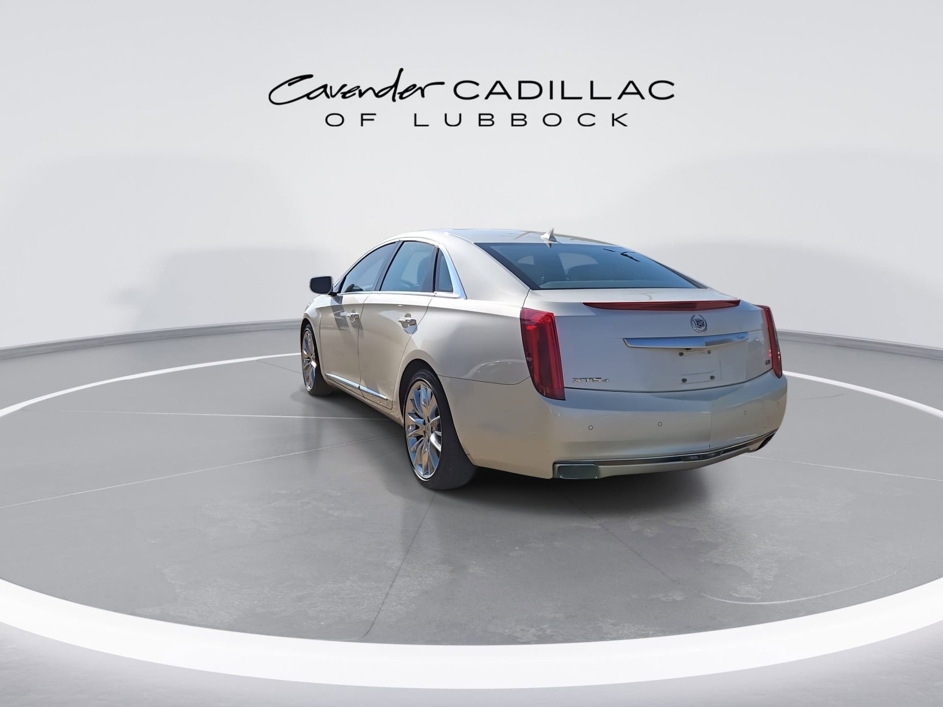 Used 2013 Cadillac XTS Platinum AWD/4WD image 7