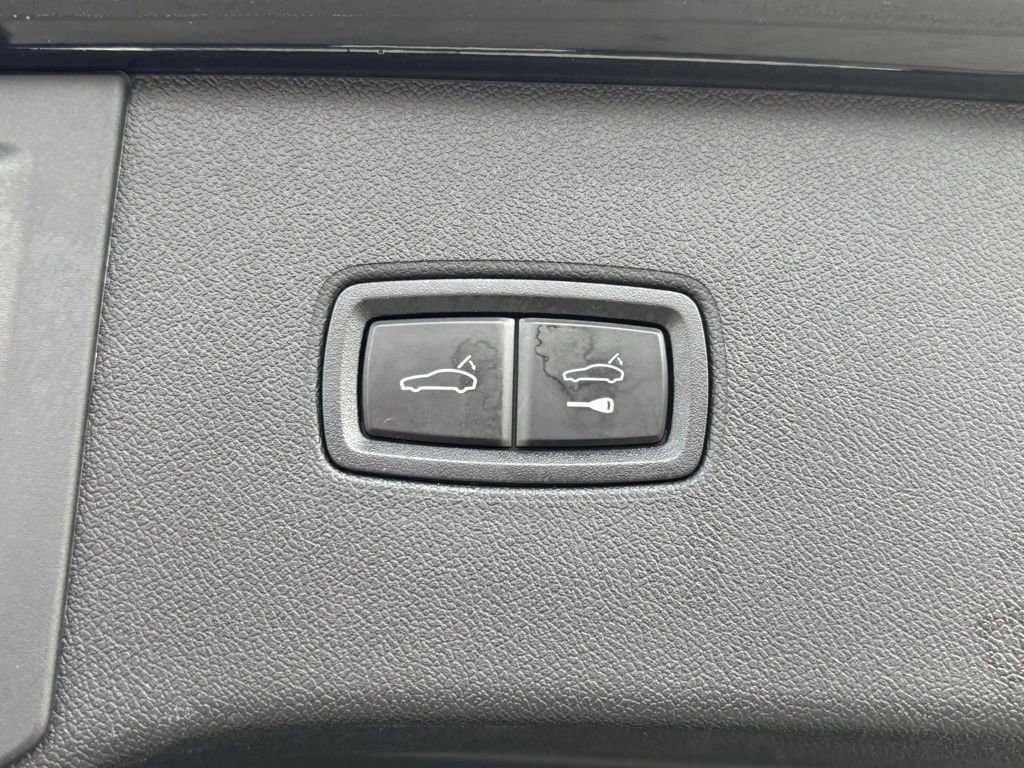 Certified 2024 Porsche Cayenne S AWD/4WD image 13