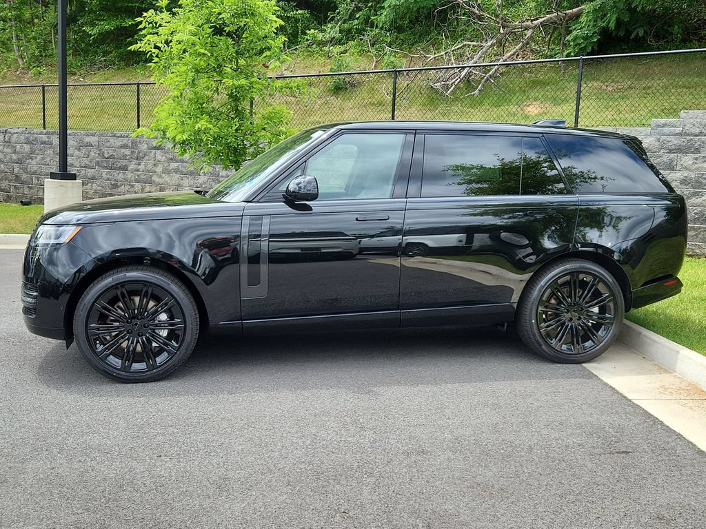 New 2026 Land Rover Range Rover Long Wheelbase SE AWD/4WD image 6