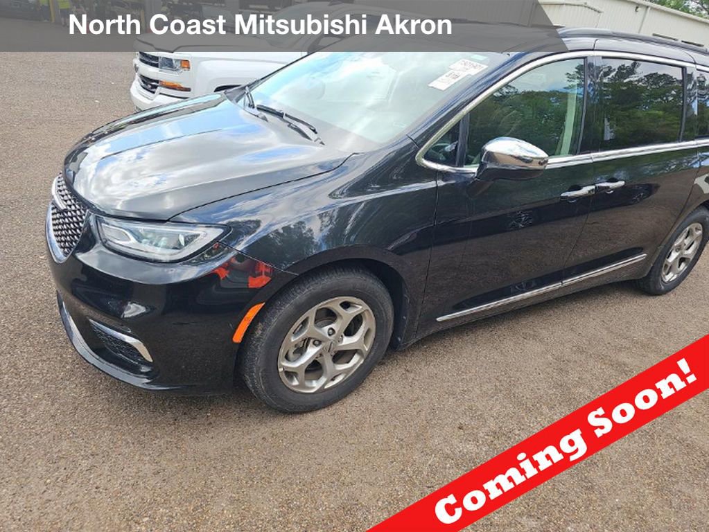 Used 2023 Chrysler Pacifica Limited