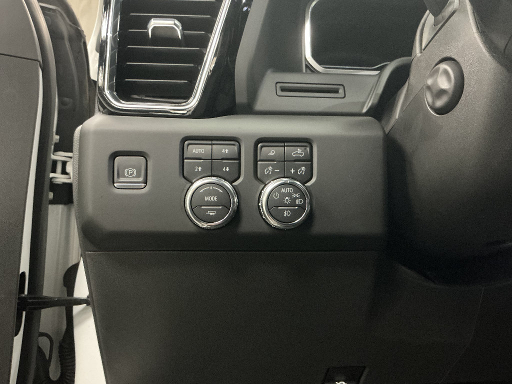 Used 2023 GMC Sierra 1500 Denali AWD/4WD image 10