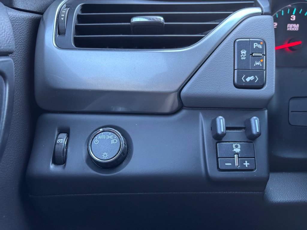 Used 2016 Chevrolet Tahoe LT RWD image 41