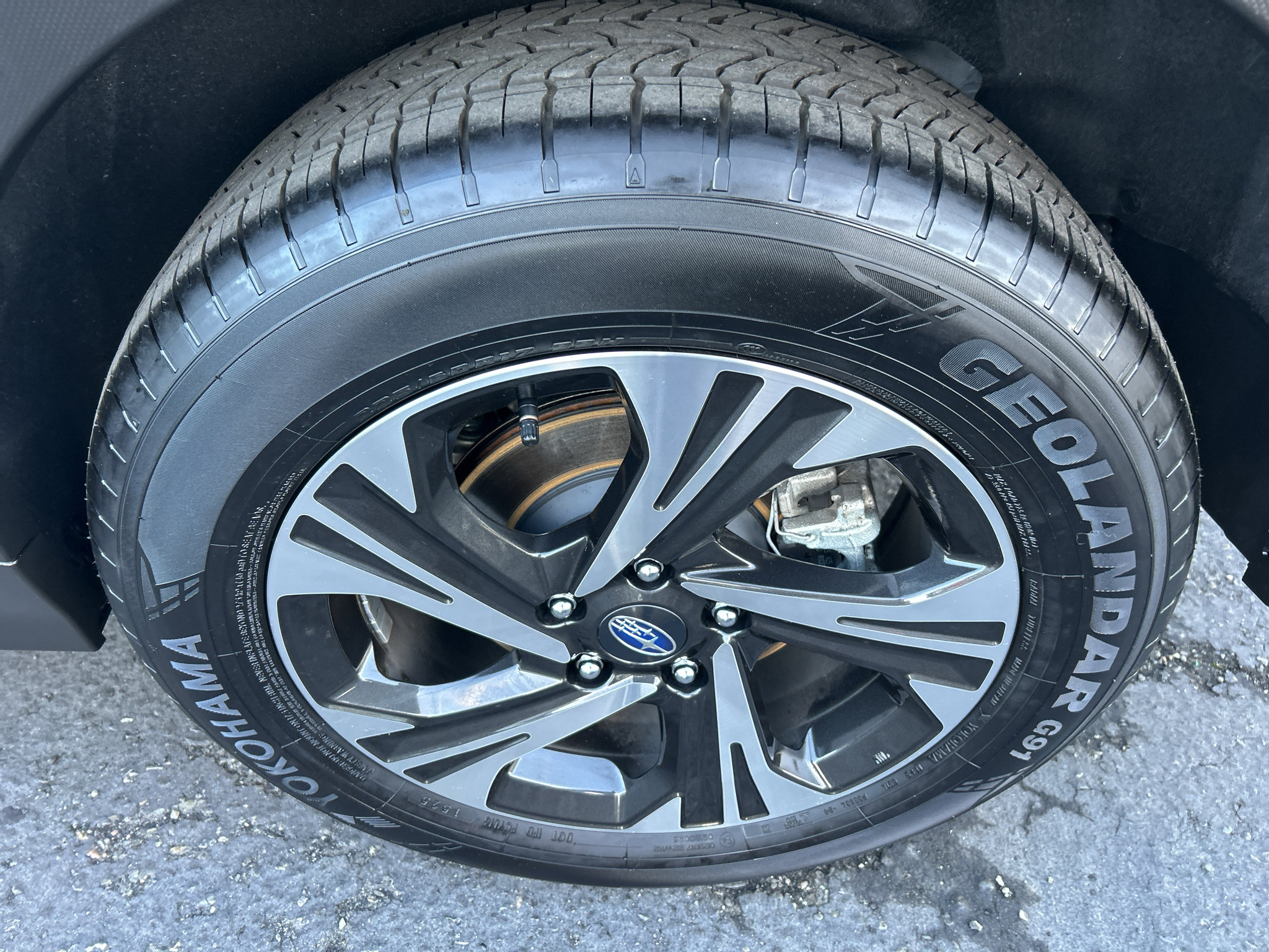 Certified 2025 Subaru Crosstrek 2.5i Premium AWD/4WD image 9