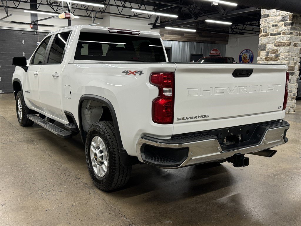 Used 2022 Chevrolet Silverado 2500 LT AWD/4WD image 10