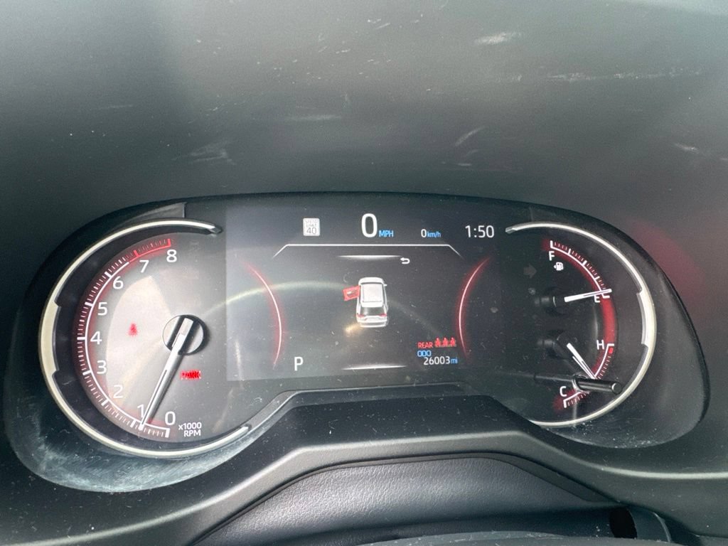 Used 2025 Toyota RAV4 LE AWD/4WD image 4