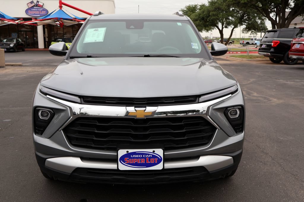 Used 2025 Chevrolet TrailBlazer LT AWD/4WD image 8