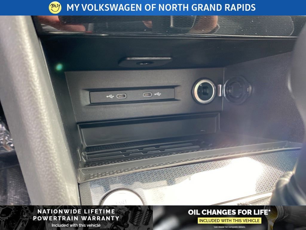 New 2026 Volkswagen Taos SE AWD/4WD image 15