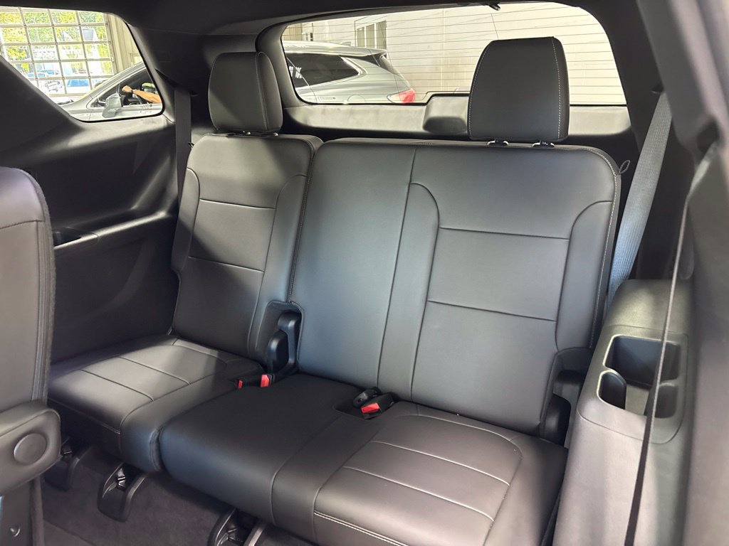 Used 2023 Chevrolet Traverse LT w/ LT Premium Package AWD/4WD image 50