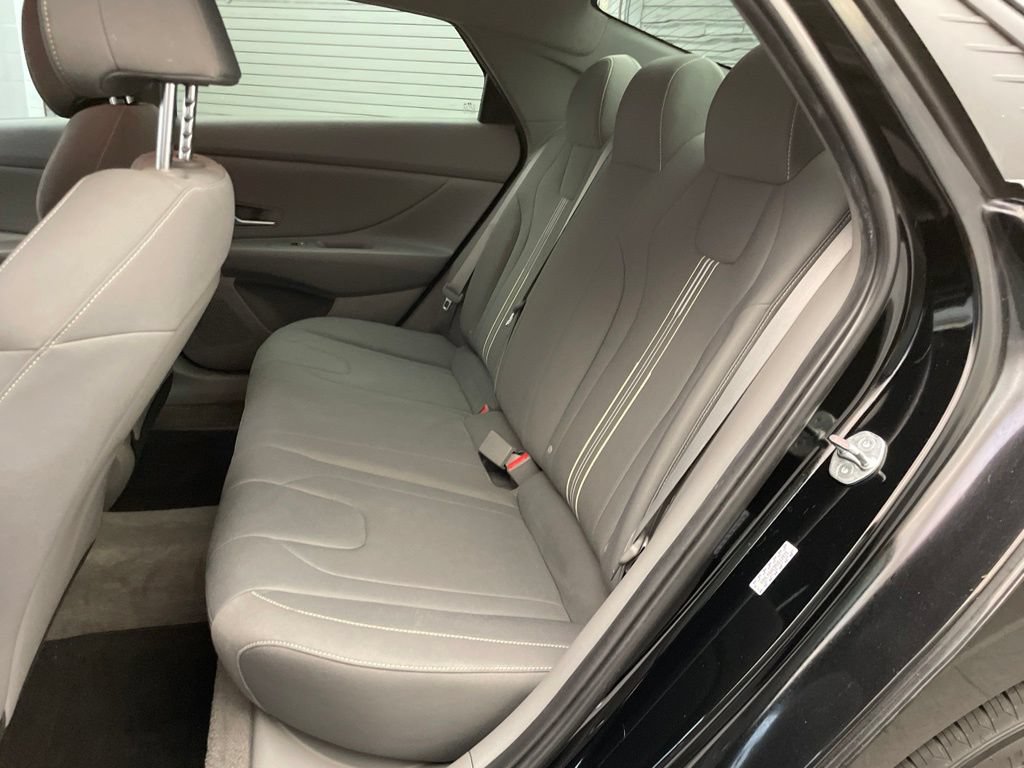 Used 2023 Hyundai Elantra SEL FWD image 20