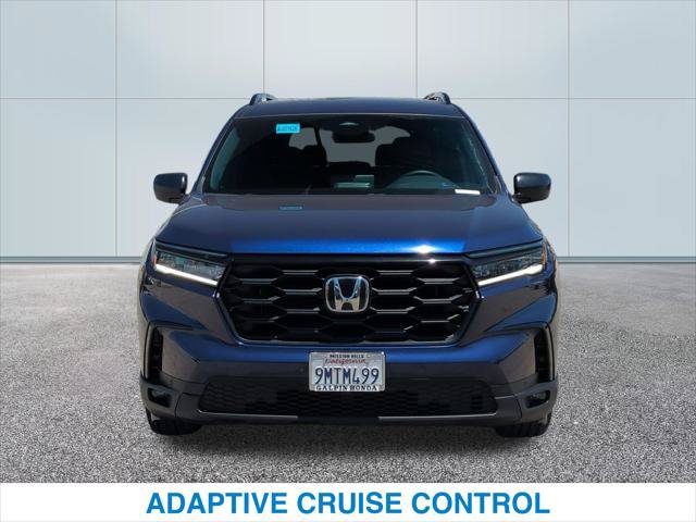 Certified 2025 Honda Pilot Sport image 3