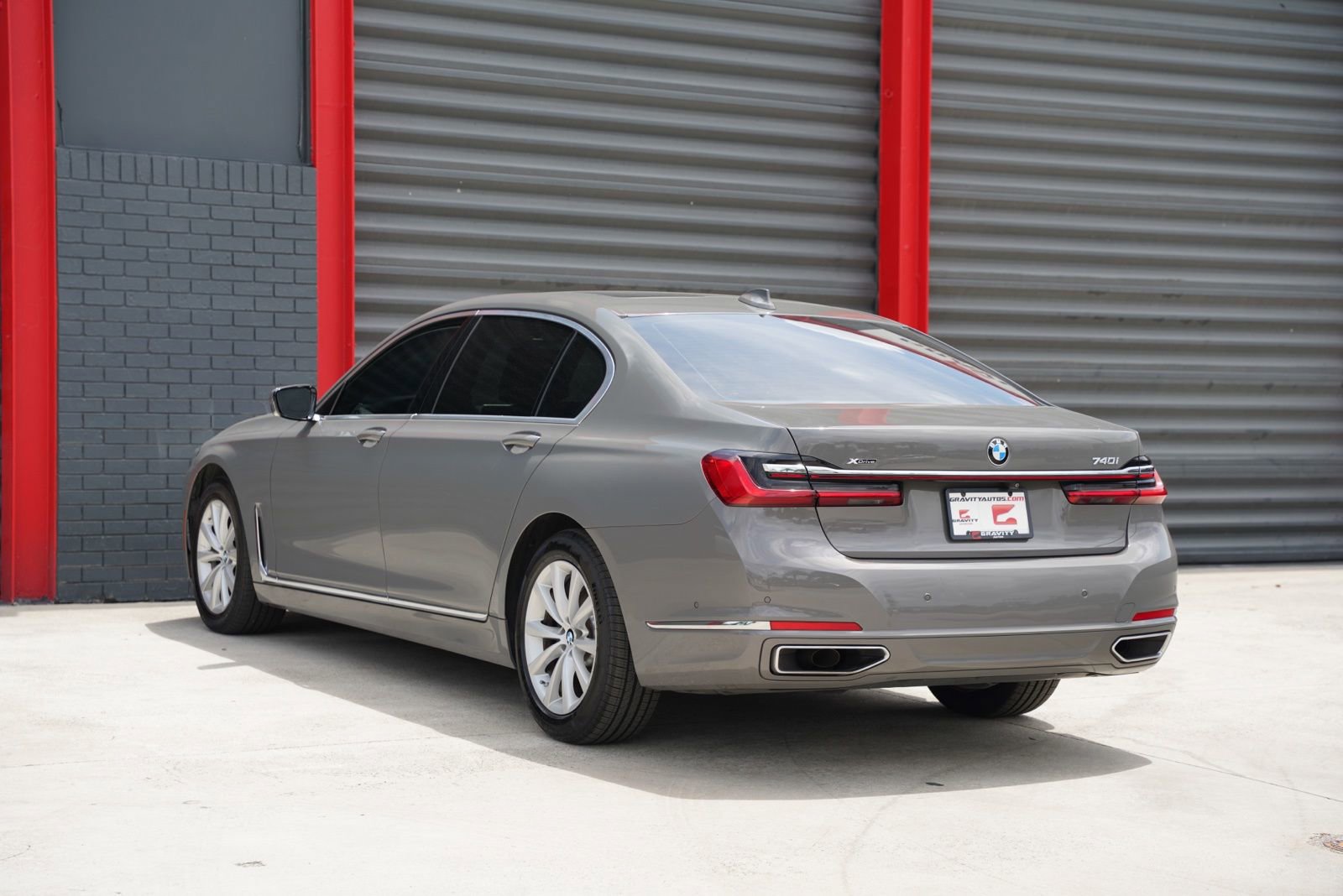 Used 2022 BMW 740i xDrive w/ Premium Package AWD/4WD image 11