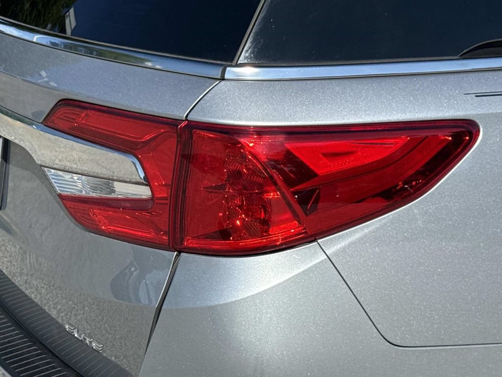 Used 2018 Honda Odyssey Elite image 30