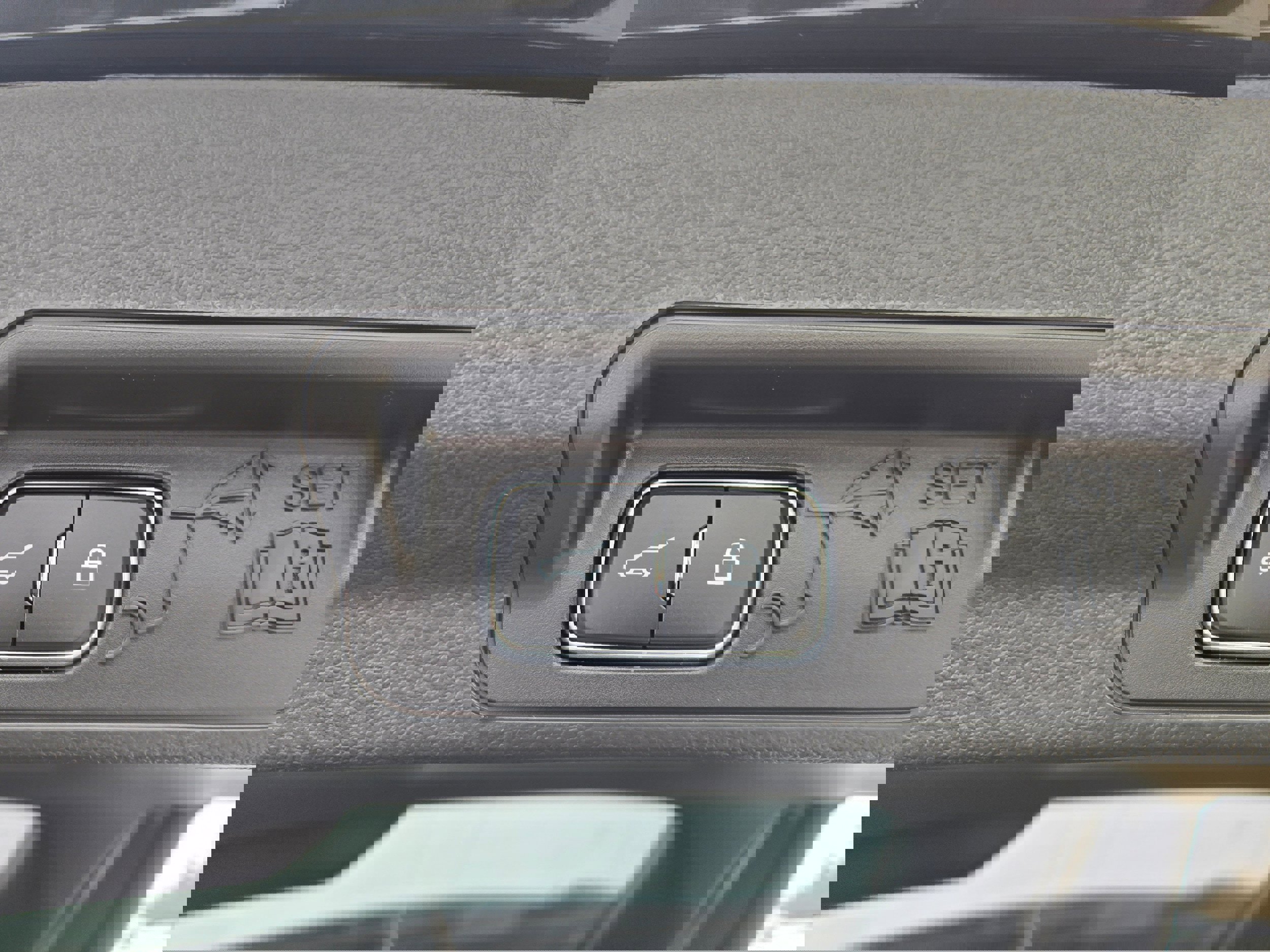 New 2026 Ford Explorer ST w/ Sun And Sound Package image 10