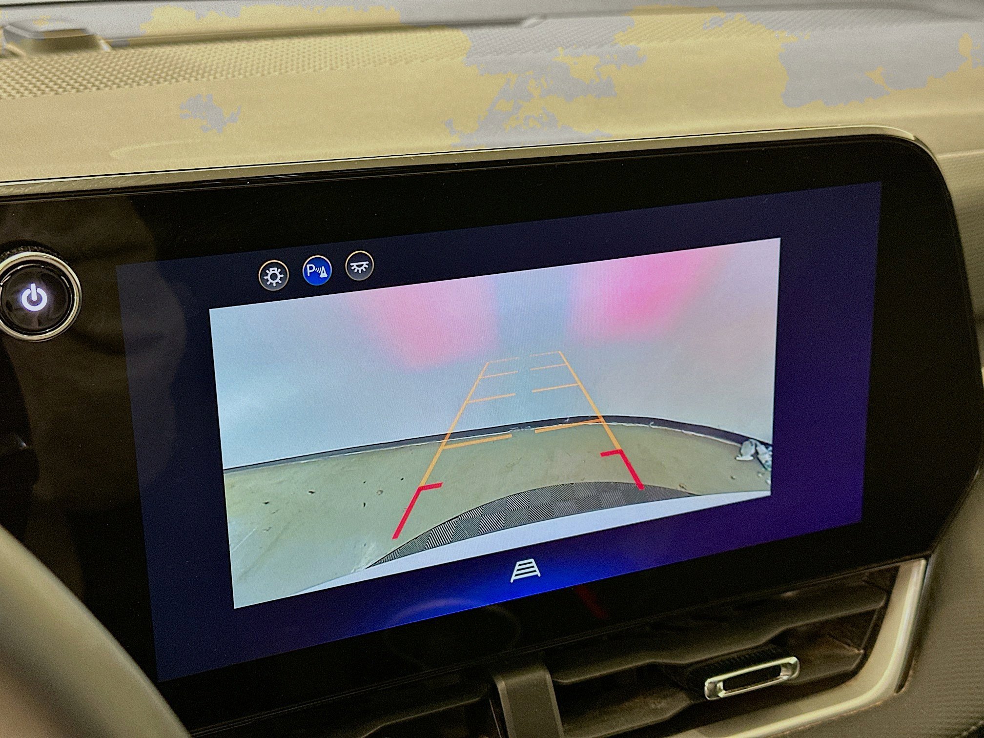 Used 2025 Chevrolet Equinox LT image 23