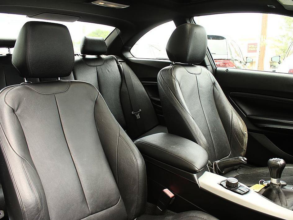 Used 2015 BMW M235i Coupe w/ Premium Package RWD image 16