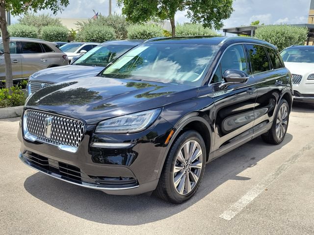 Certified 2022 Lincoln Corsair Reserve FWD image 3