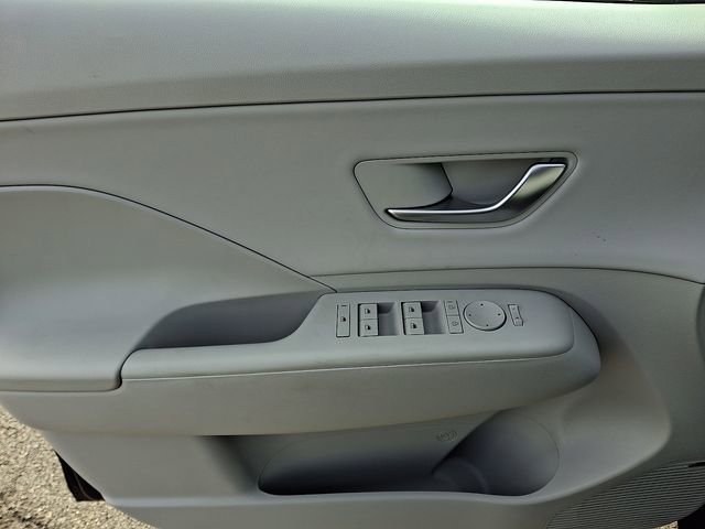 Used 2026 Hyundai Kona Limited AWD/4WD image 12
