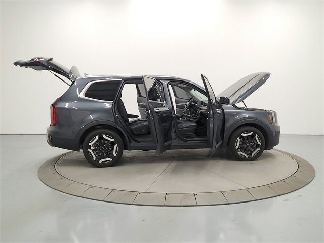 Used 2024 Kia Telluride S w/ S Sunroof Package image 15