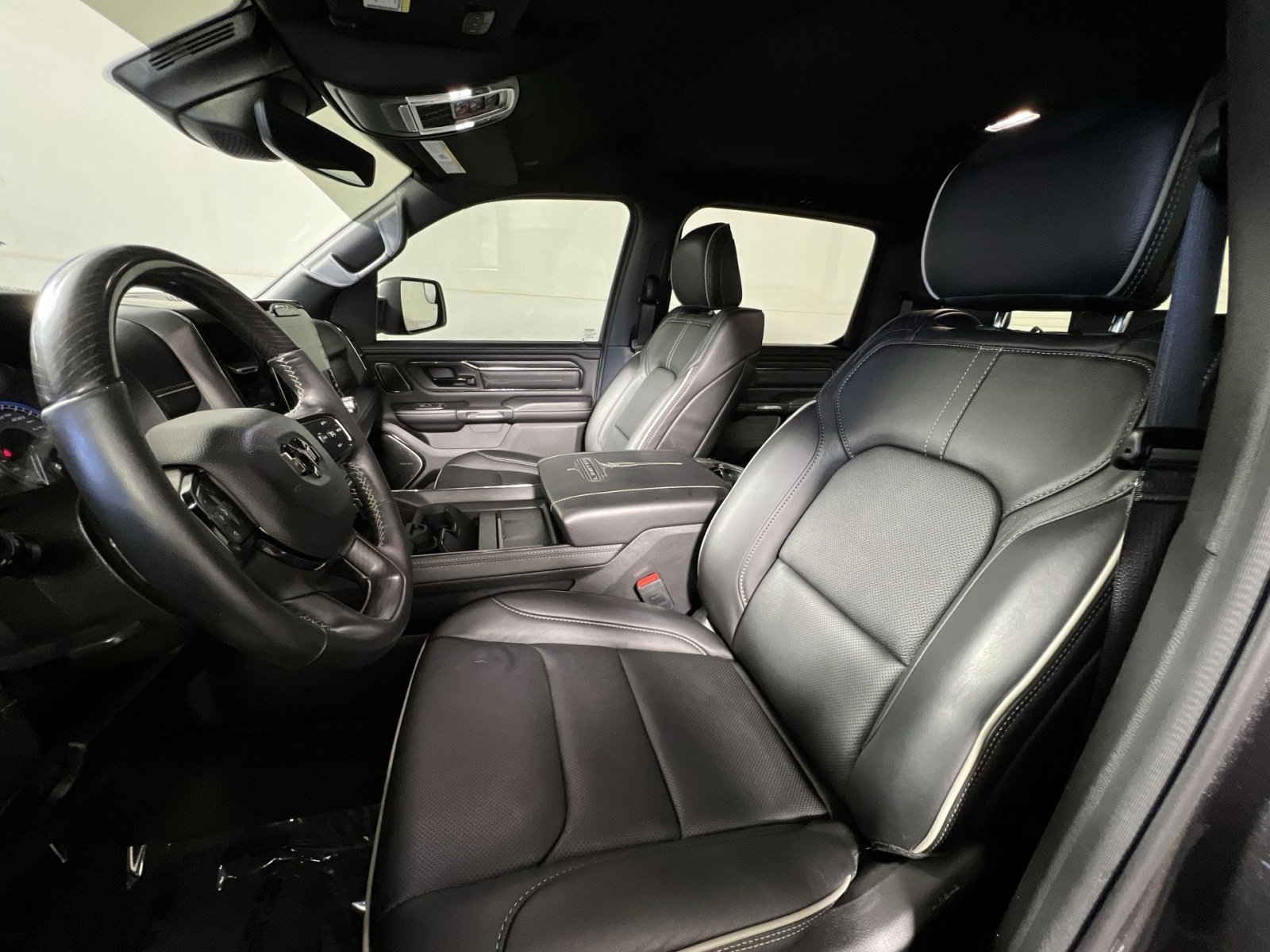 Used 2022 RAM 1500 Limited w/ Night Edition image 13