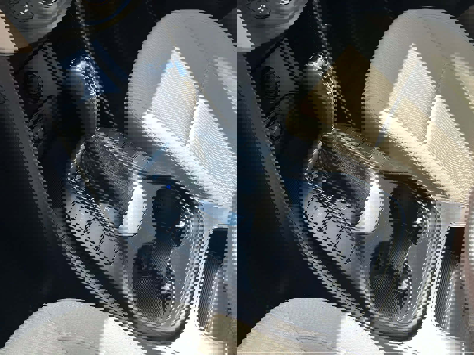 Used 2014 Hyundai Santa Fe GLS image 38