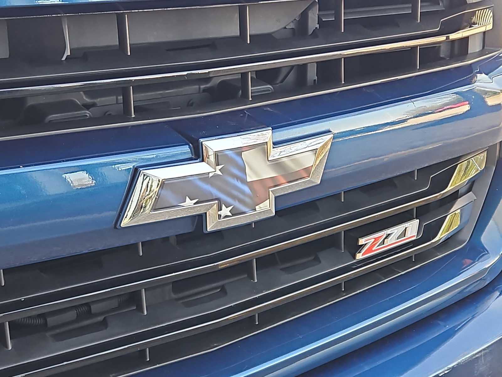 Certified 2018 Chevrolet Silverado 1500 LT w/ All Star Edition image 12