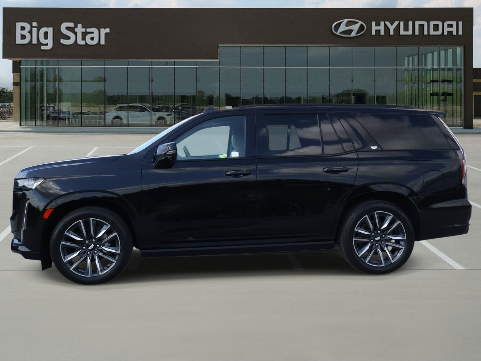 Used 2023 Cadillac Escalade Sport Platinum image 2