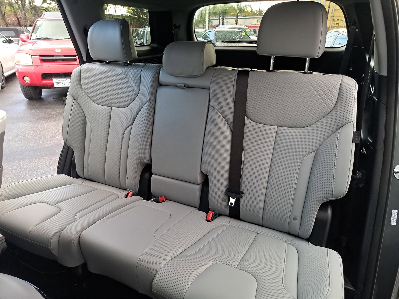 Used 2024 Hyundai Palisade SEL image 15