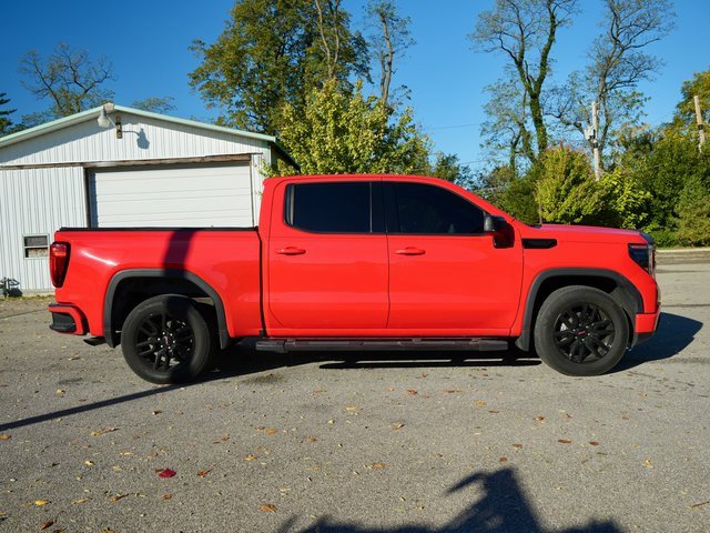 Used 2022 GMC Sierra 1500 Elevation w/ LPO, Elevation Black Package image 7