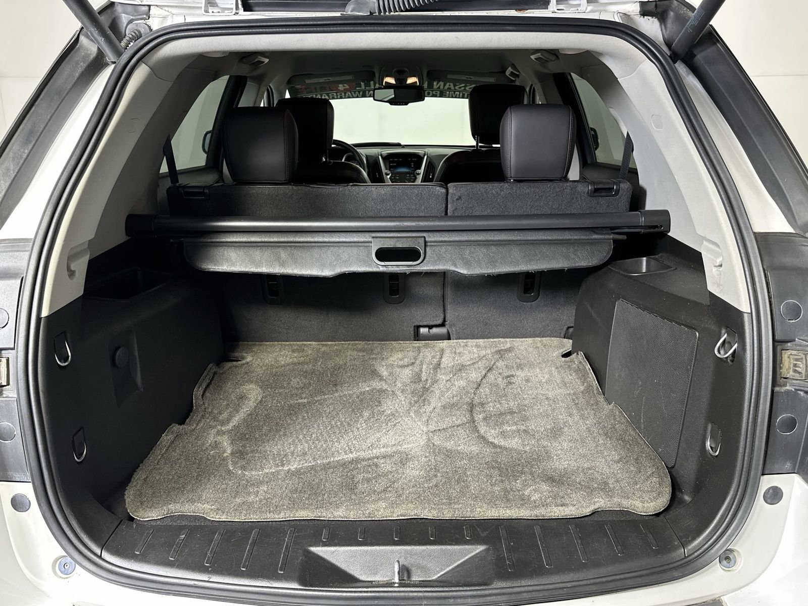 Used 2017 Chevrolet Equinox Premier w/ Enhanced Convenience Package FWD image 24
